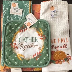 New Perfect harvest kitchen towel Fall season